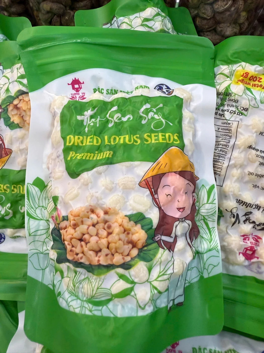 Hạt sen sấy tại Quốc Bảo