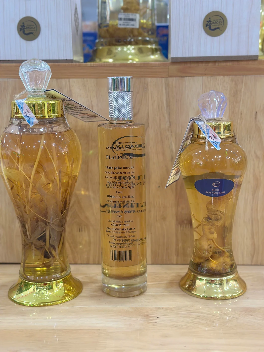 Rượu Sâm Ngọc Linh Platinum tại Quốc Bảo